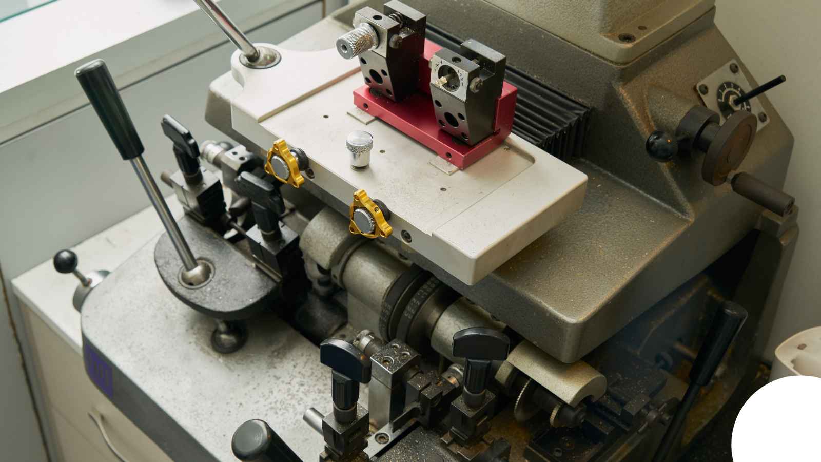 Locksmith in Orlando, FL — Charles Broken Key Extraction Orlando