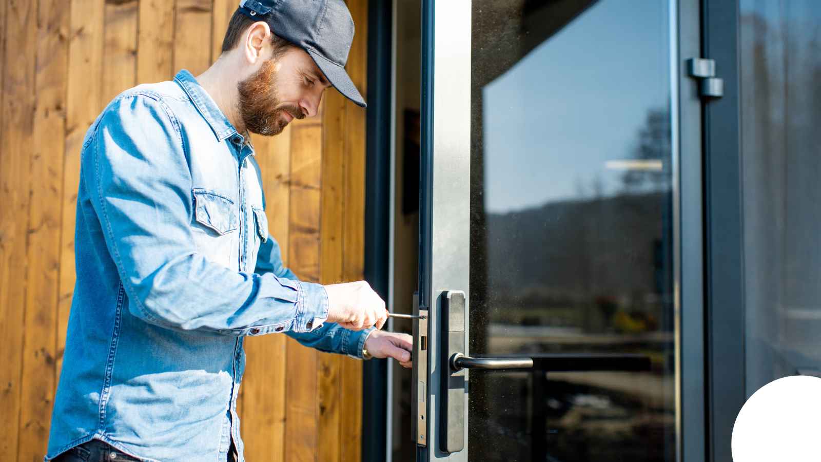 Locksmith in Orlando, FL — Charles Broken Key Extraction Orlando Locksmith in Orlando, FL — Charles Broken Key Extraction Orlando